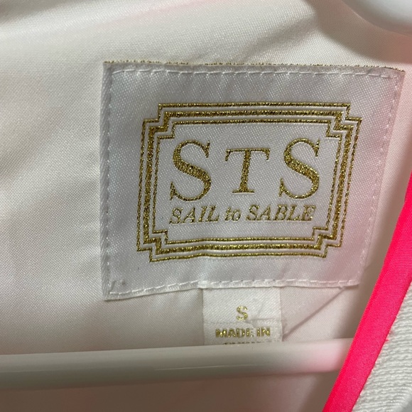 White sundress with dots - Picture 2 of 3